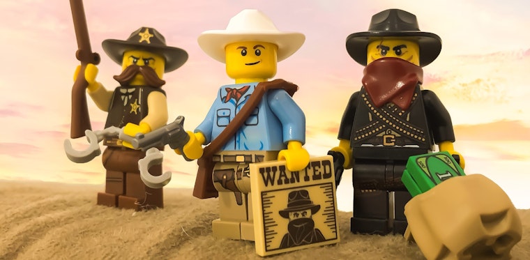 LEGO Wanted | LEGO® World Builder